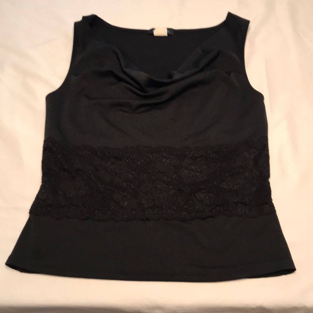 Clueless sleeveless back top